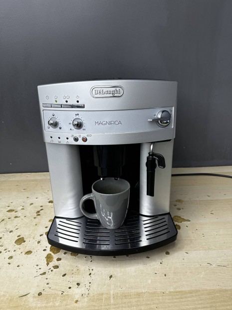 Delonghi Magnifica Eco "Ezst"