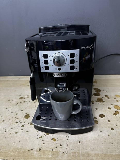 Delonghi Magnifica S