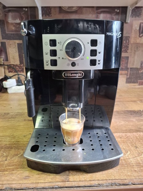 Delonghi Magnifica S 