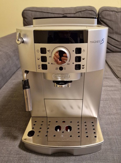 Delonghi Magnifica S automata kvfz, alig hasznlt garancilis