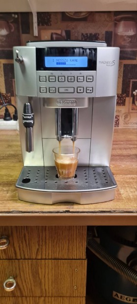 Delonghi Magnifica S plus 