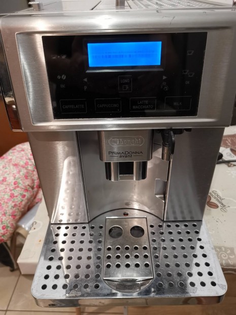 Delonghi Primadonna avant 