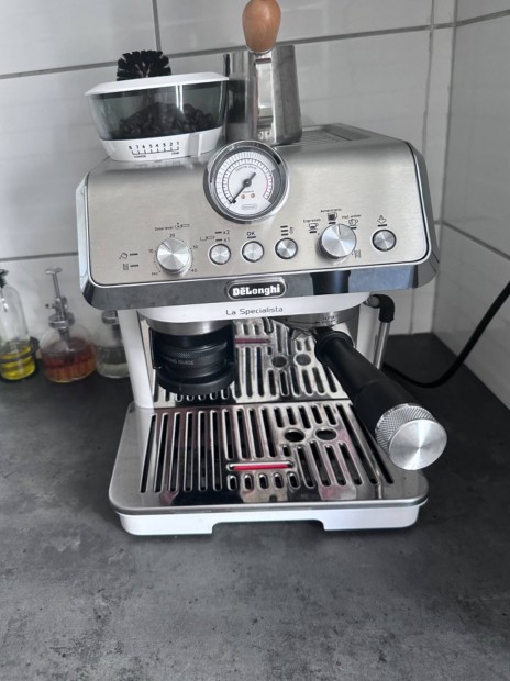 Delonghi Specialist Arte EC9155.MB coffee machine, 1.5 liter, 15 bar,