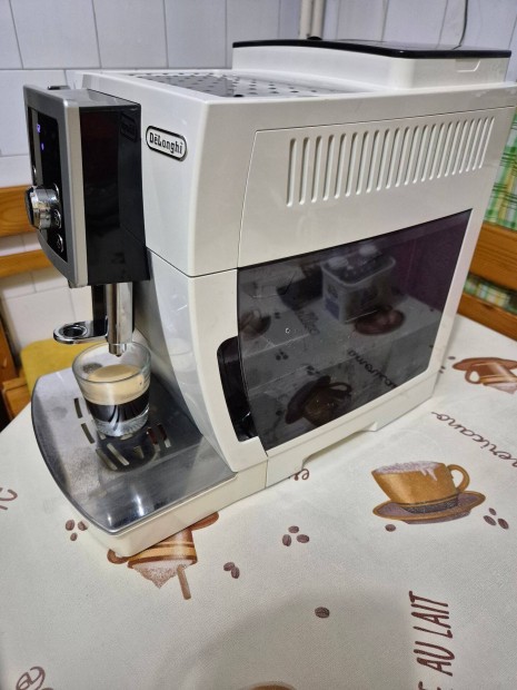 Delonghi automata kávéfőző kévégép ingyen futár