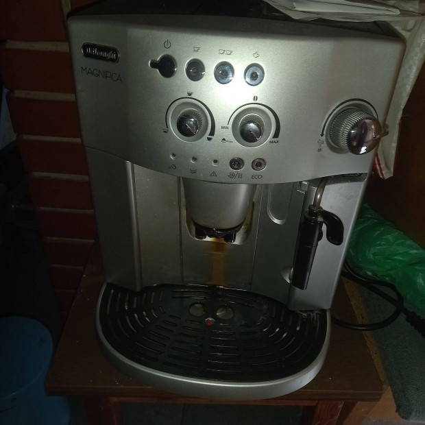 Delonghi kavfz elad