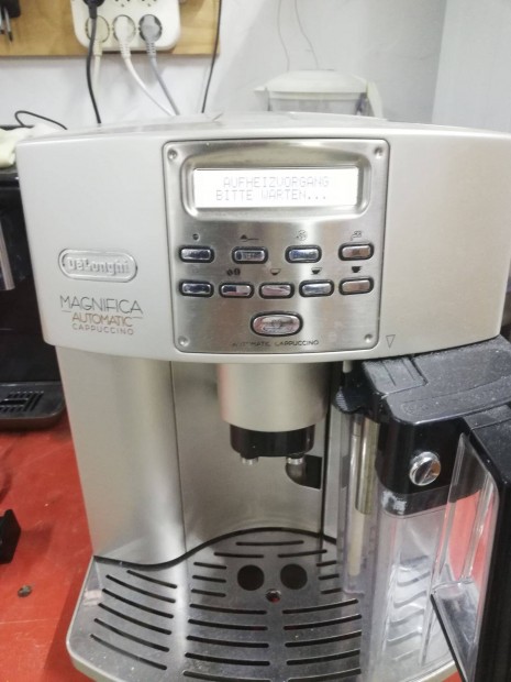 Delonghi magnifica