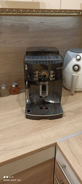 Delonghi magnifica S