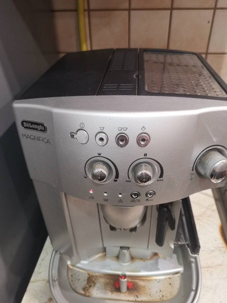 Delonghi magnifica alkatrszeknek 