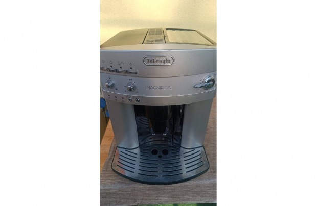 Delonghi magnifica eco