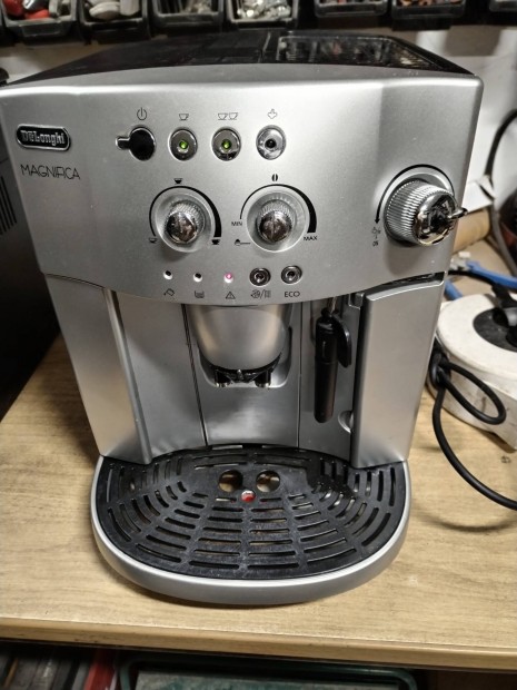 Delonghi magnifica kvfz szrke 