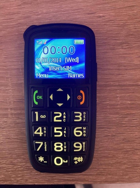 Deluxe T02 nagyombos senior-nagyi telefon Sos gombbal elad