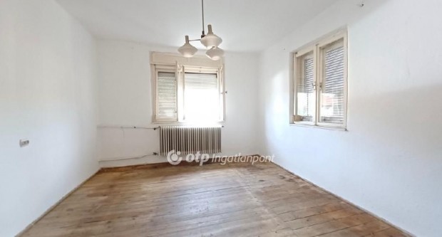 Demj�ni 70 nm-es h�z elad�