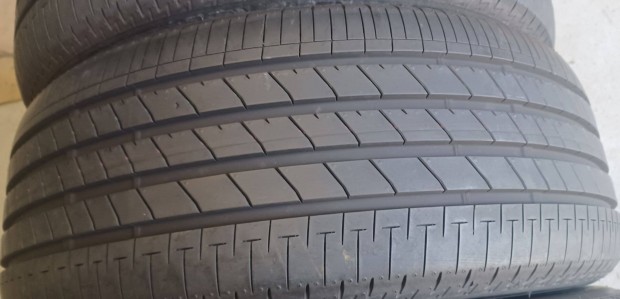 Dem 2024-es Bridgestone Turanza 215/45 R18 nyri gumik 120e./4db