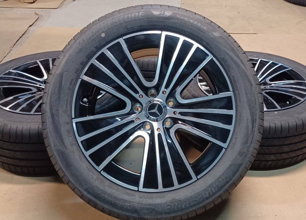 Demó Mercedes W214 E klasse 5x112 8x18 225/55 R18 nyári gumikkal 4db