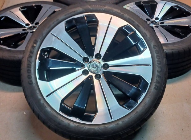 Demó Mercedes W297 EQS 5x112 9,5x21 265/40 R21 nyári gumikkal 4db