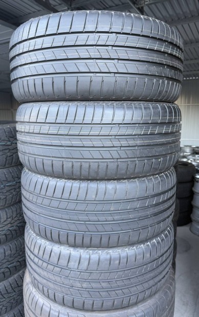 Demo új 225/40R18 Bridgestone nyári gumi szett dot4523 225/40 R18