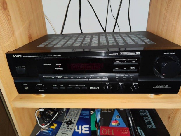 Denon AVR-700 Stereo / Surround Receiver