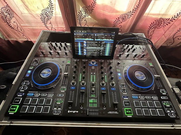 Denon DJ Prime 4