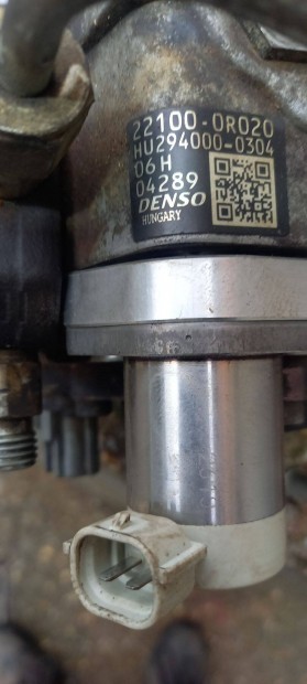 Denso nagynyomsu szivattyu