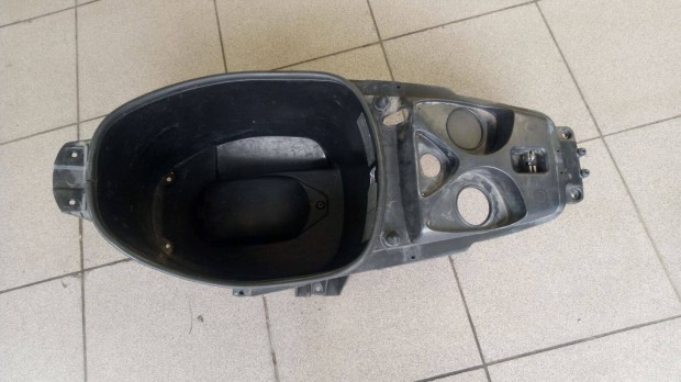 Derbi Atlantis sisaktart�