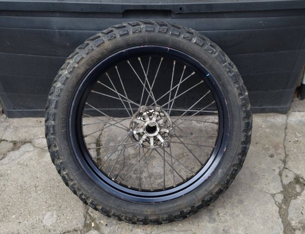 Derbi Senda, Rieju, Motorhispania 50 18" hátsó kerék felni