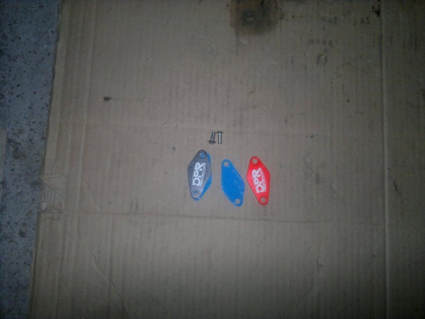 Derbi,am motorblokkhoz olajpumpa meghajt�s uj lez�ro lemez