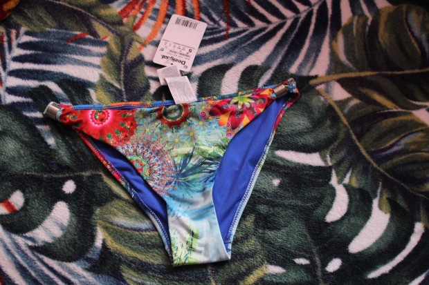 Desigual szines mintas, mandalas, palmas bikinialso, S, Uj