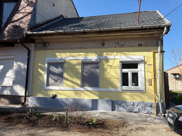 Dessewffy utca 51 sz�m alatt kislak�s elad�