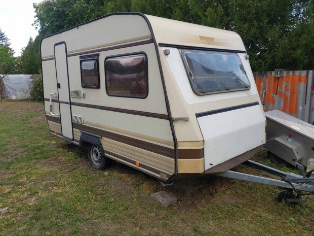 Dethleffs 430 lakokocsi friss műszaki, elősátor, zuhanyzó, mobil wc,