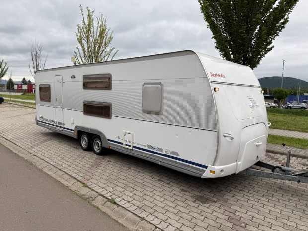 Dethleffs Camper 720 nagyfürdőszobás lakókocsi