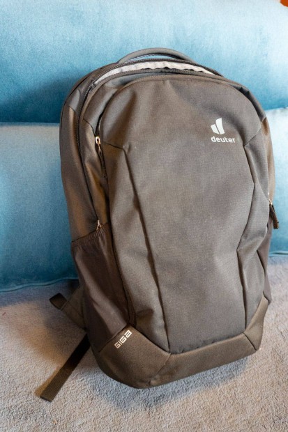 Deuter Giga hátizsák fekete 28L