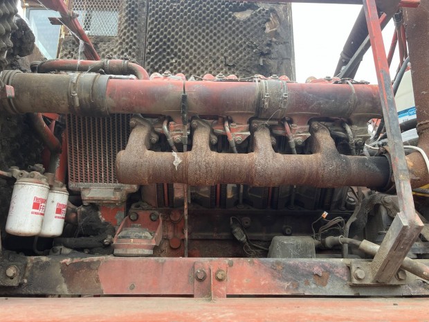 Deutz 8 hengeres motor