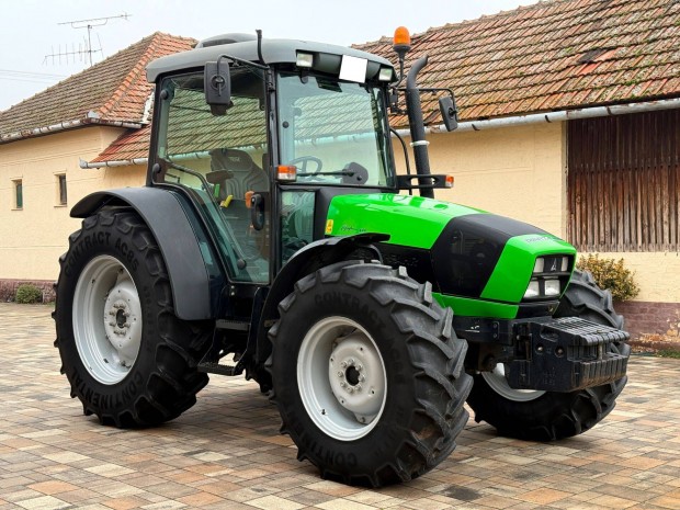 Deutz Fahr Agrofarm 420 traktor