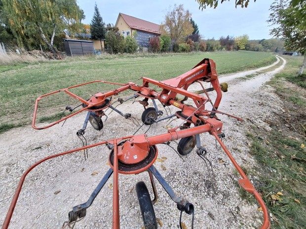Deutz Fahr KH 400 DN rendtert, rendkezel elad! 
