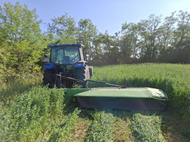 Deutz Fahr KM 270 hidraulikus 4 dobos fűkasza eladó!