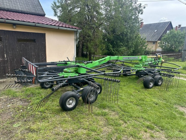 Deutz-Fahr Swatmaster 7131 Evo vontatott rendsodr