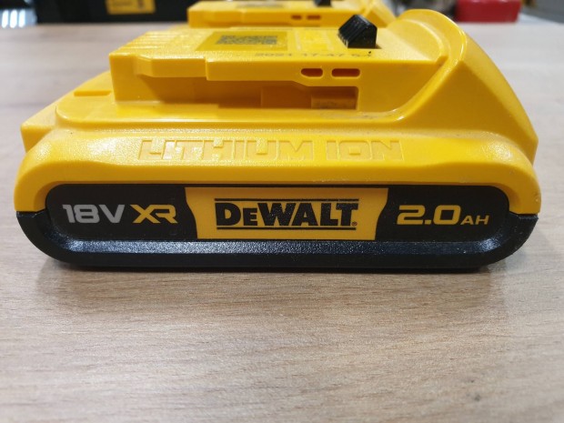 Dewalt 18V 2Ah akkumultor 2db