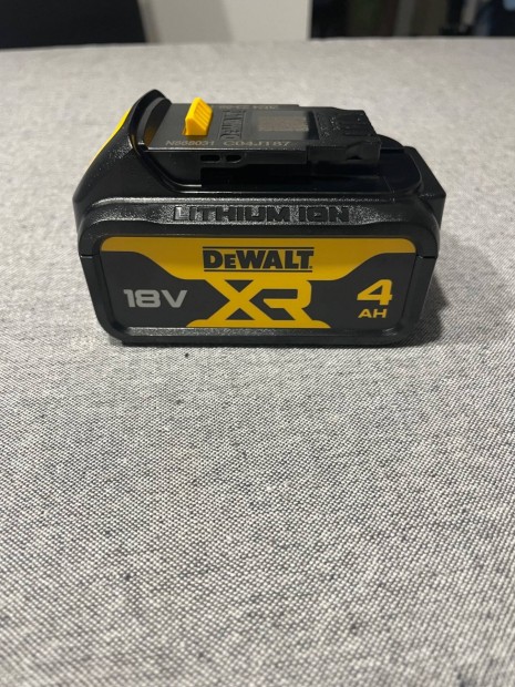 Dewalt 18v 4Ah akku,akkumultor