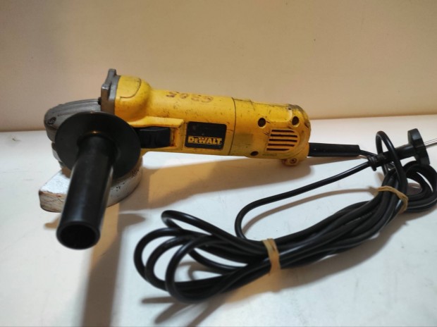 Dewalt D28111 QS kis flex Makita anyával