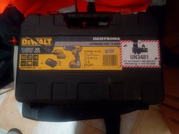 Dewalt DCD780M2 akkus fr csavaroz sajt troljban