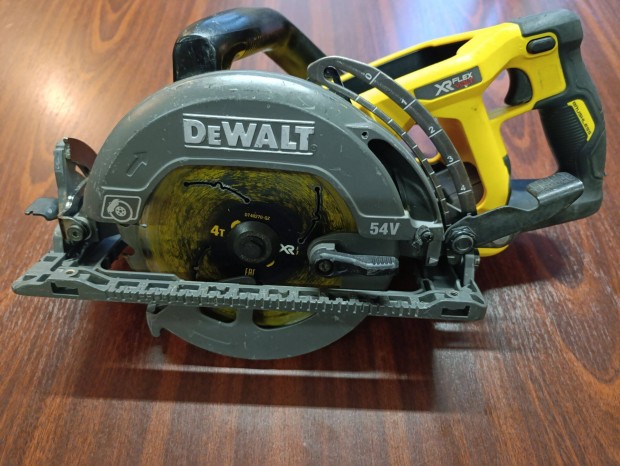 Dewalt DCS 577N-Xj akkus krfrsz 54 w