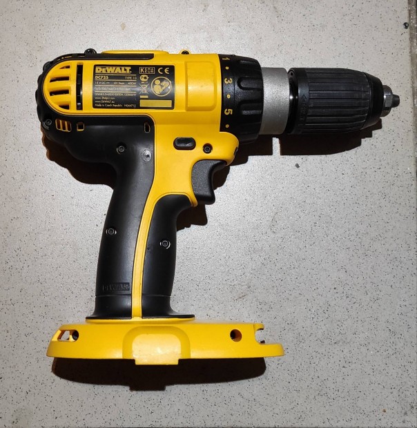 Dewalt DC 725 akkus frgp elad. 