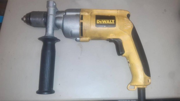 Dewalt DW246-QS Nagy nyomatékú fúrógép