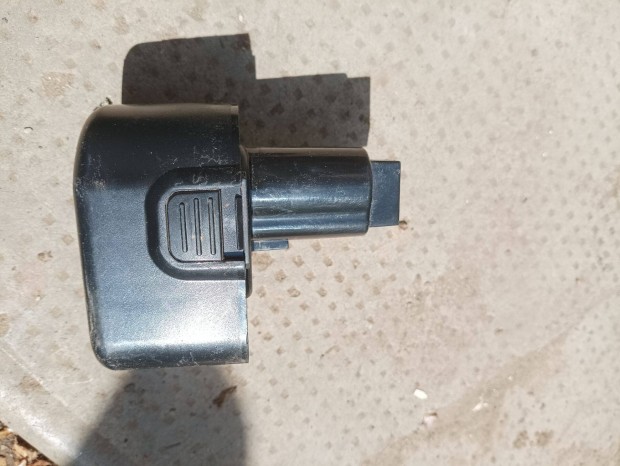 Dewalt akksi 12volt