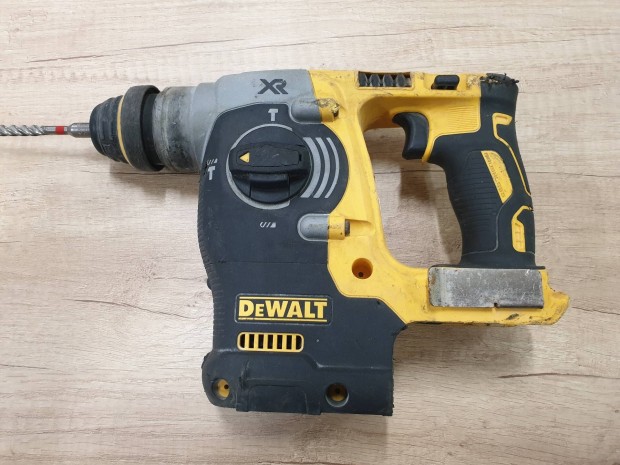 Dewalt akkumultoros tvefr 