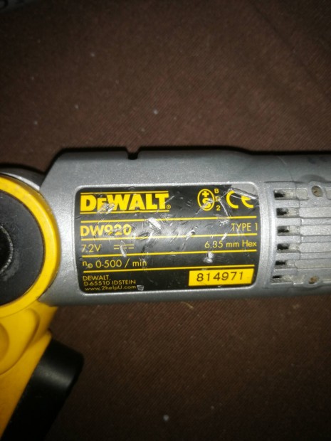 Dewalt aksis frok eladk. 