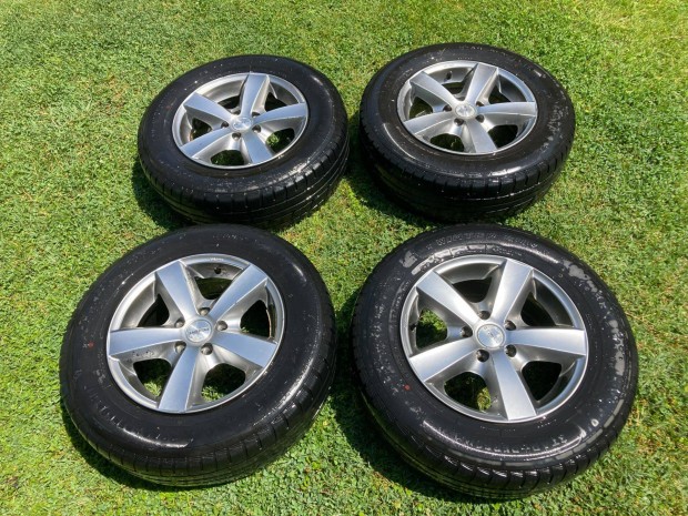 Dezent 16" alufelni garnitra