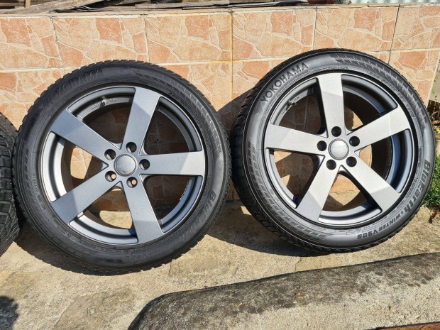 Dezent 18" 5x114,3 alufelni gumival + tpms