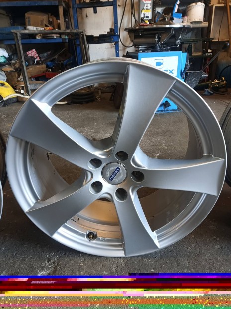 Dezent 5x108 18" alufelni!