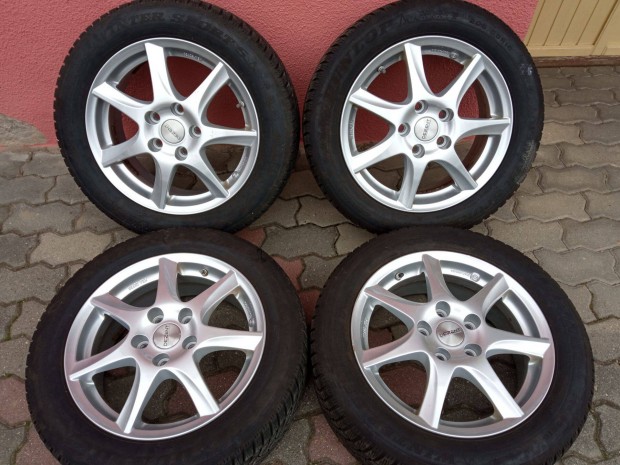 Dezent Kia Hyundai Alufelni 16" 5x114,3 205/55 R16 16 Szenzor Tpms